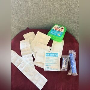 Never Use First Aid Travel Kit-36 Assorted Size Bandages + Pocket Flash Light